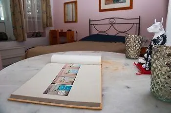 Iliada شقة فندقية 2*
