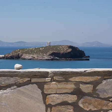 Ξενοδοχείο με διαμερίσματα Iliada 4*